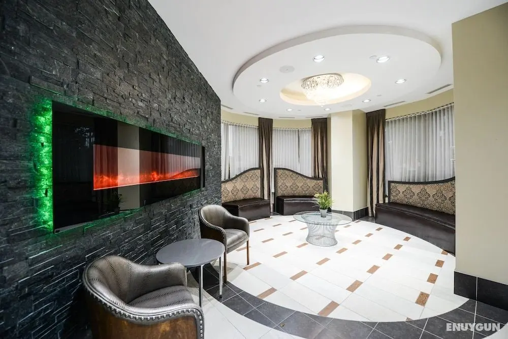 Sarkar Suites - 310 Burnhamthorpe Road - Öne Çıkan Resim