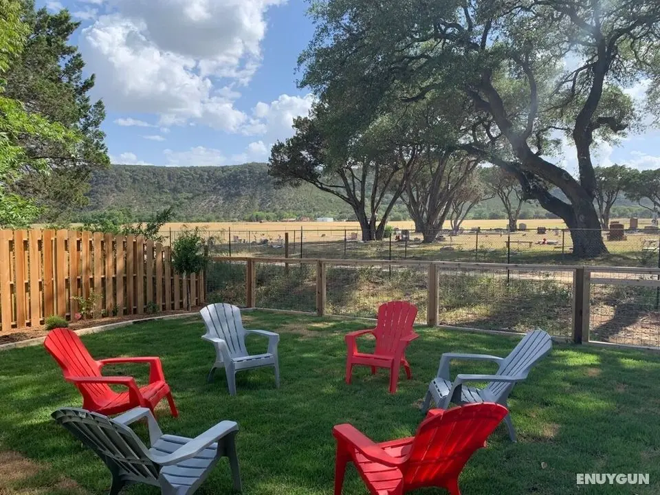 Sattler Haus RR 464 in Canyon Lake - Oda