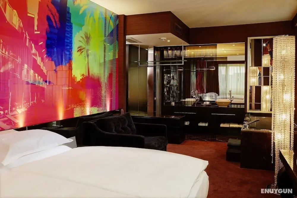 Savoy Hotel - Öne Çıkan Resim