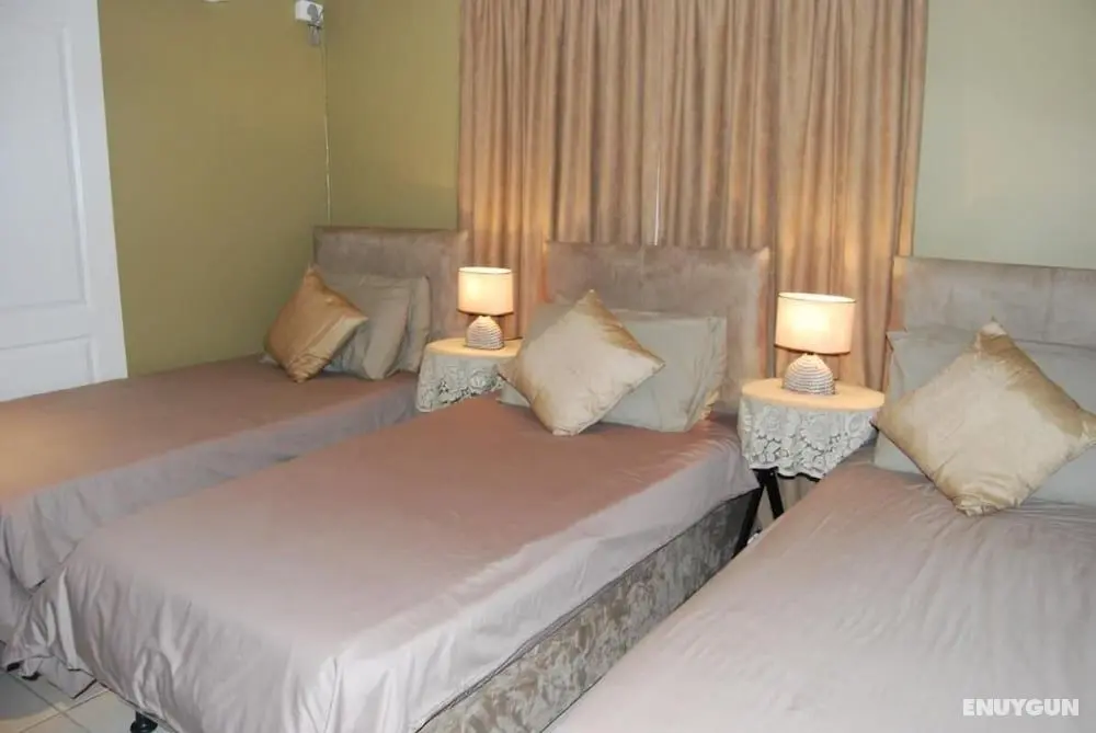 Savoy Lodge - Budget Triple Room - Öne Çıkan Resim