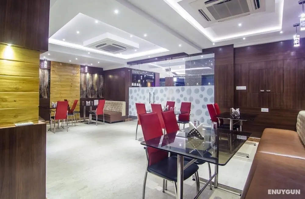 Hotel Sawood International - Lobi