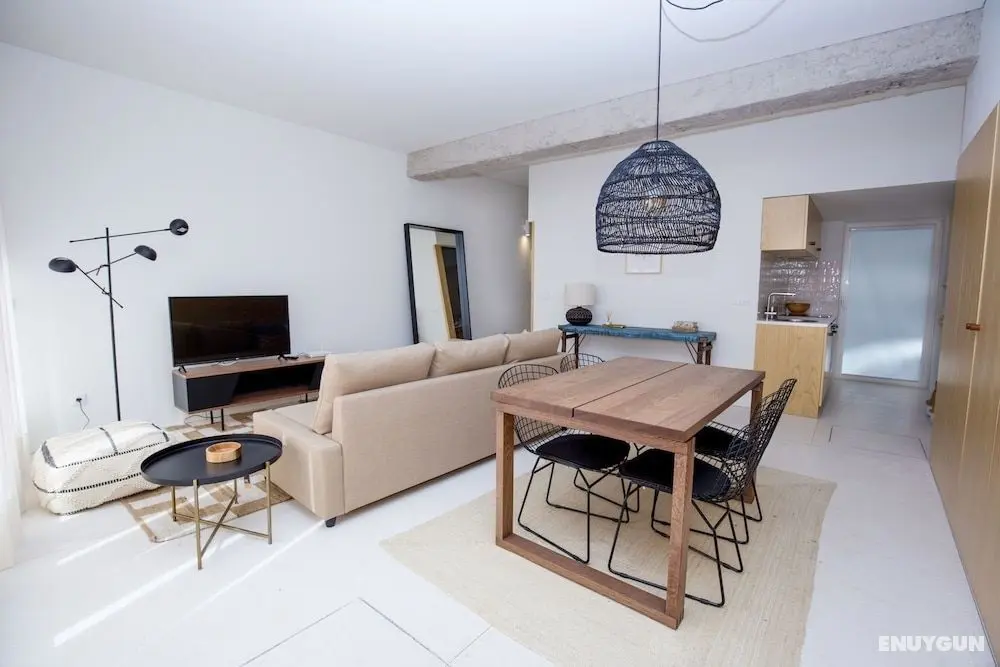 Sbra01 · Hidden Gem Apartment Design · Wifi · Netflix - Öne Çıkan Resim