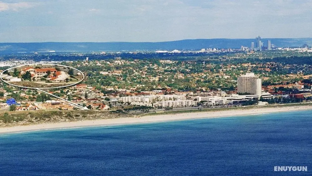 Scarborough & Absolutely Beachfront - Dış Mekan