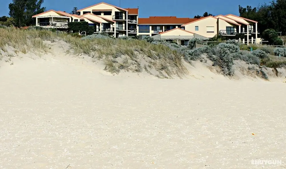 Scarborough & Absolutely Beachfront - Öne Çıkan Resim