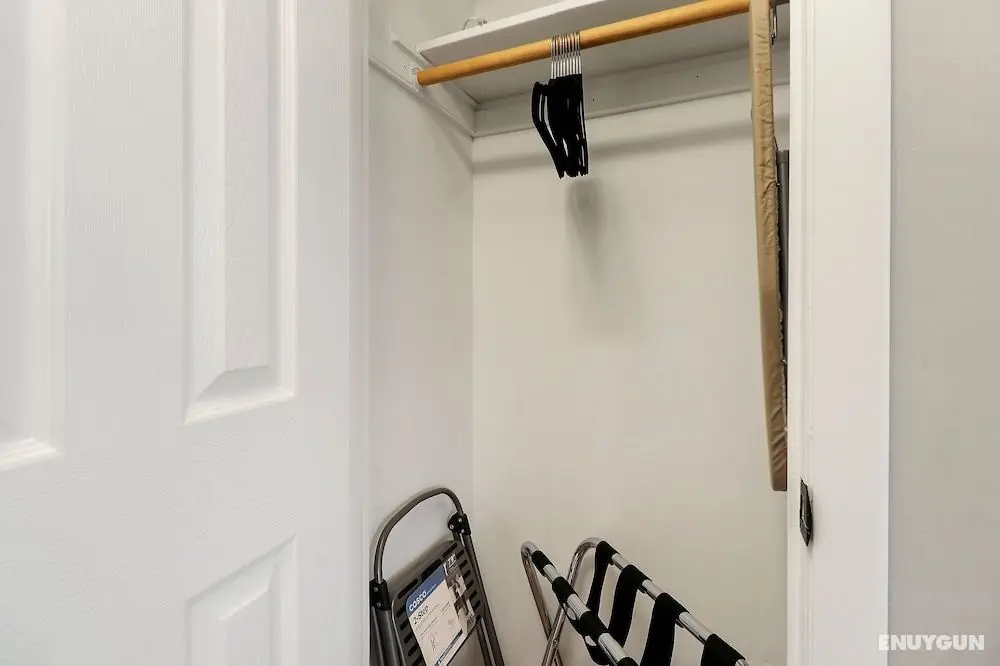 Scenic 1BR APT in Arlington Heights - Oda