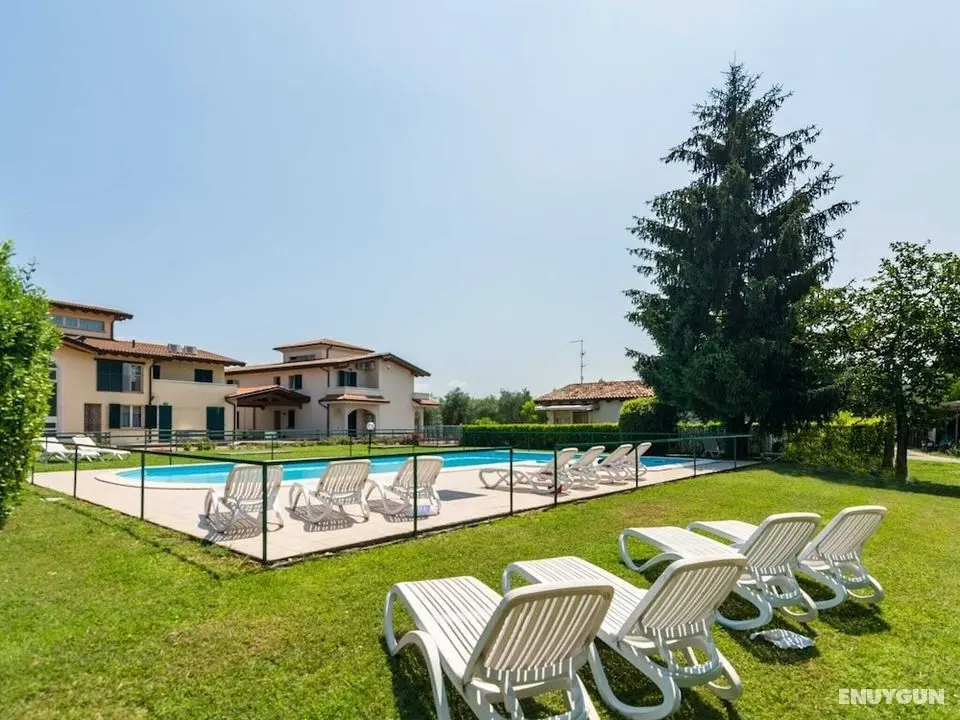 Scenic Apartment in Salò With Swimming Pool - Öne Çıkan Resim