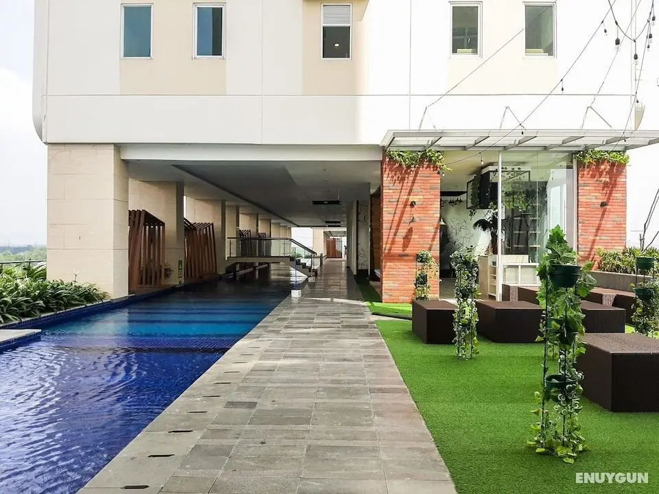 Scenic Studio Apartment at B Residence - Havuz