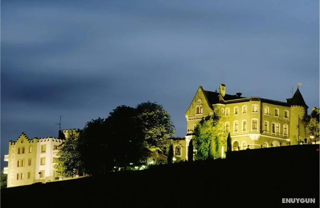 Schloss Steinburg - Genel