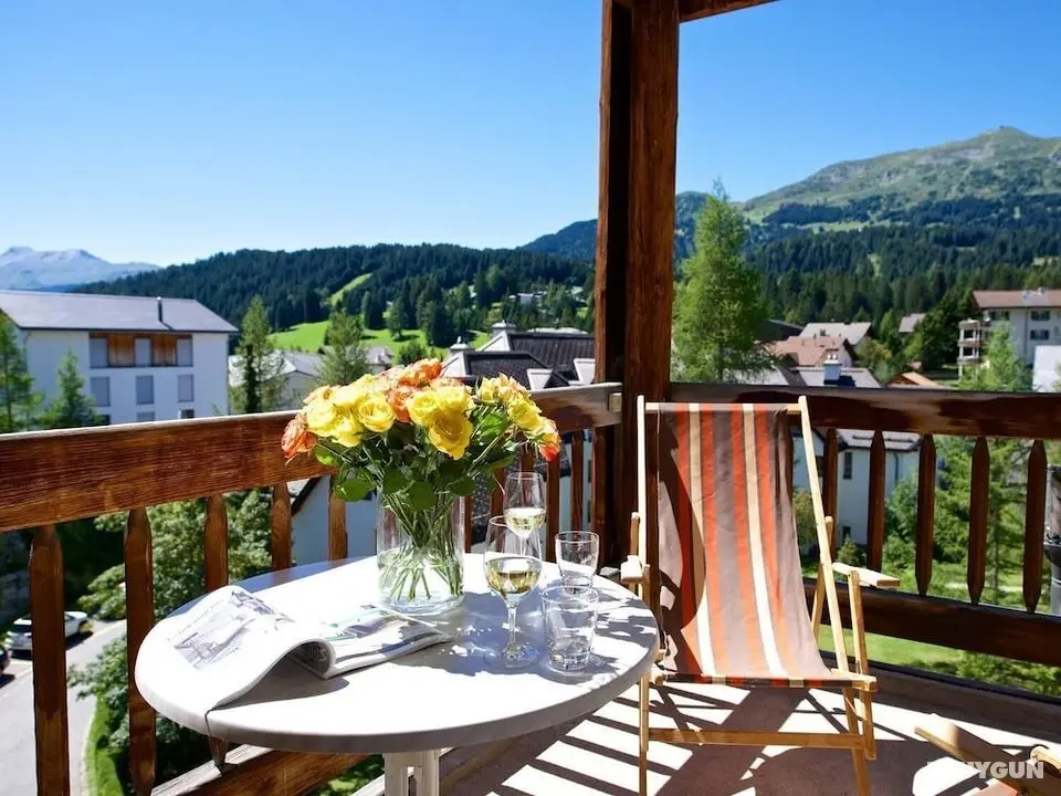 Schweizerhof Ferienwohnungen Lenzerheide - Oda Düzeni