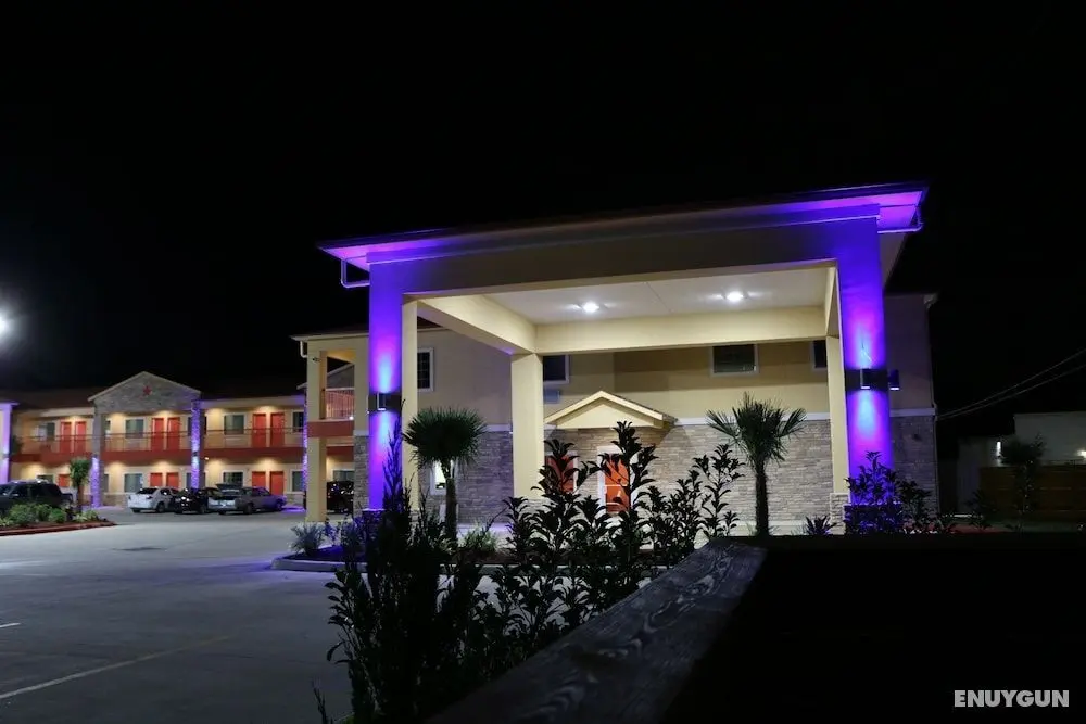 Scottish Inn & Suites - IAH Airport - Öne Çıkan Resim