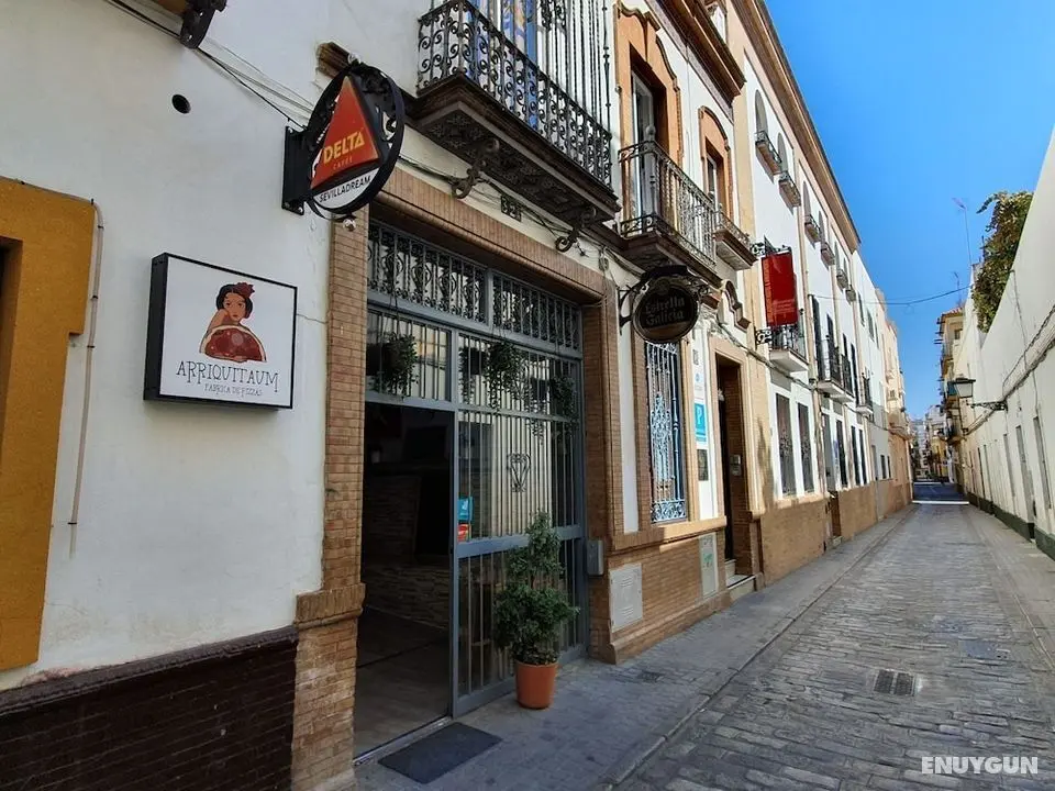 Sevilla Dream Hostel - Dış Mekan