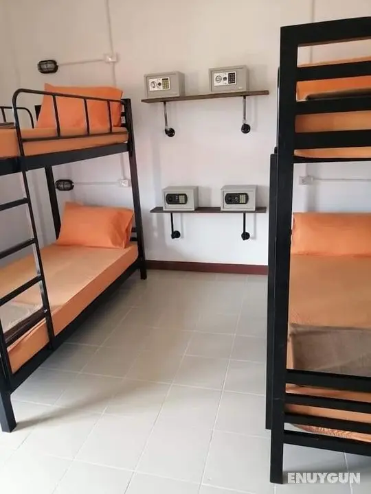 Sea Breeze Backpacker Hostel - Adults Only - Öne Çıkan Resim