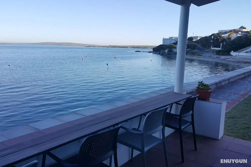 Sea Cottage - Öne Çıkan Resim