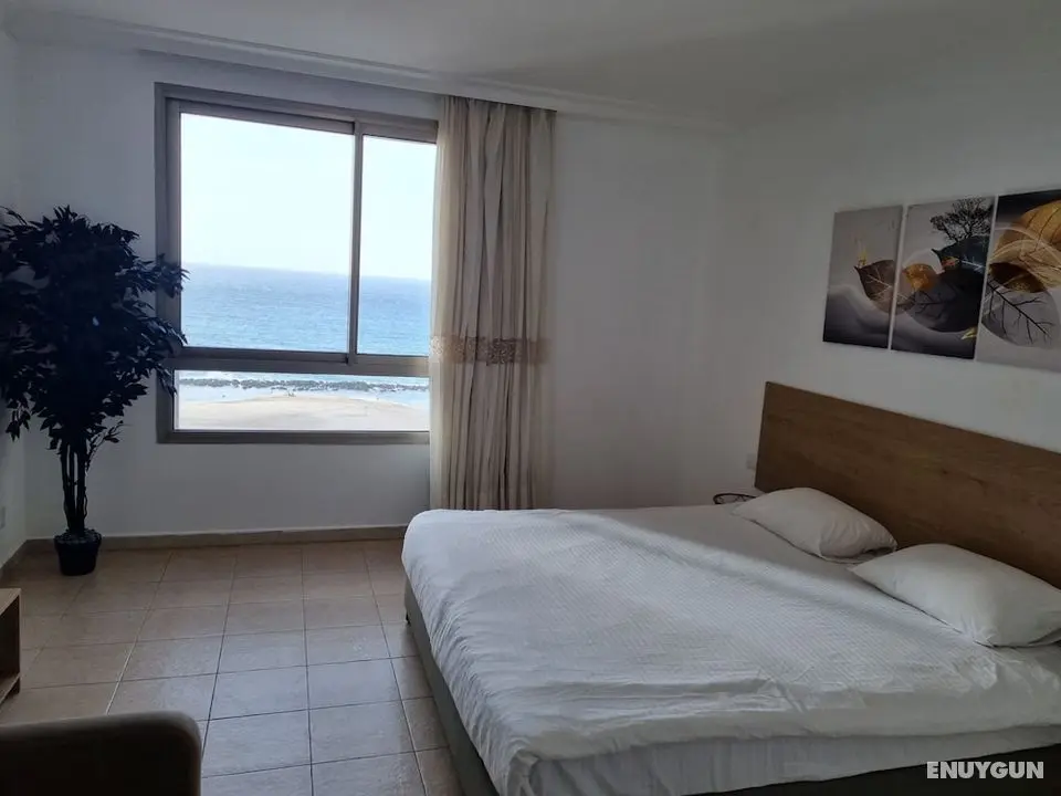 Sea Tower - Öne Çıkan Resim