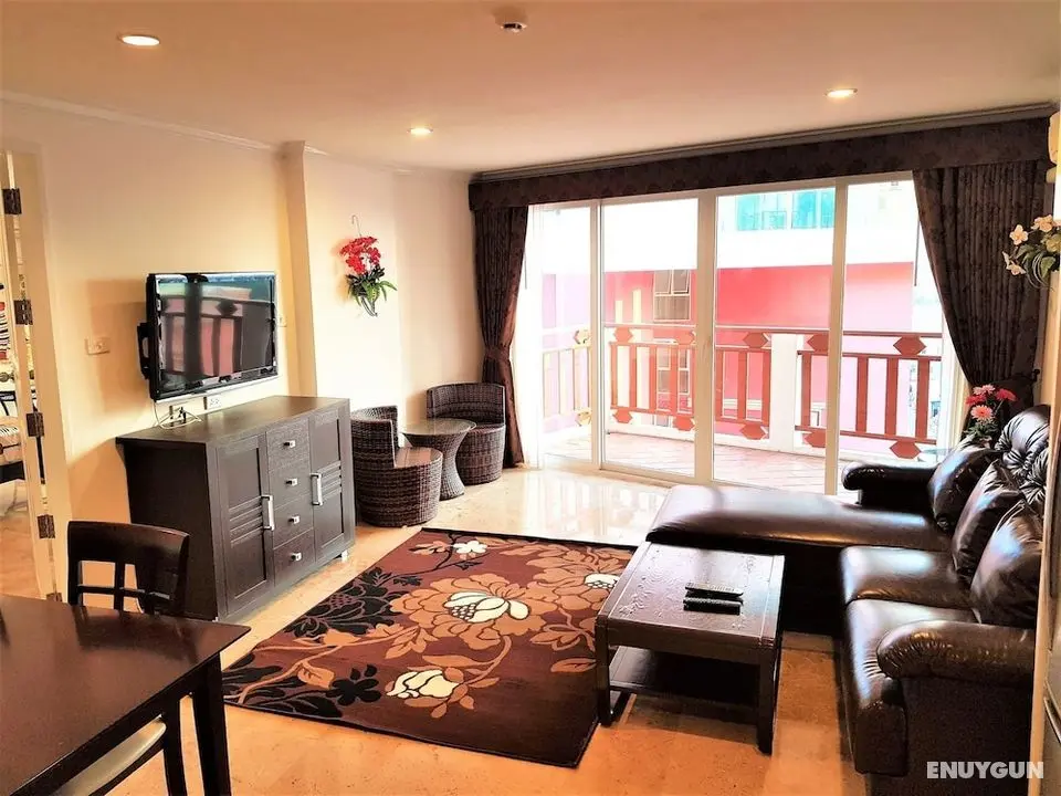Sea View 2 bed Condo Pattaya - Öne Çıkan Resim