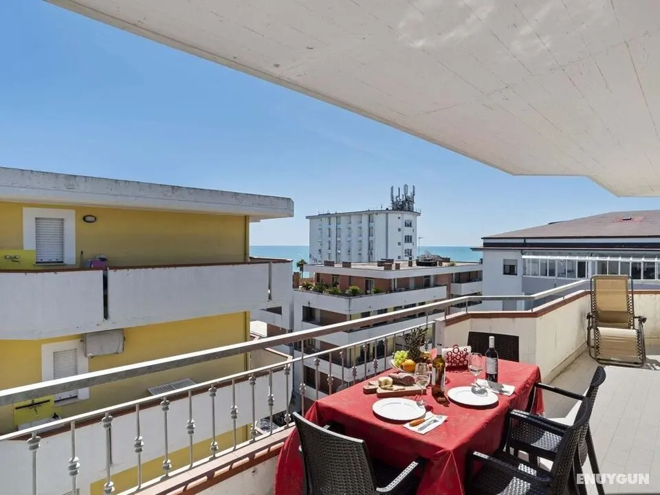 Sea-view Apartment in Alba Adriatica With Private Terrace - Öne Çıkan Resim
