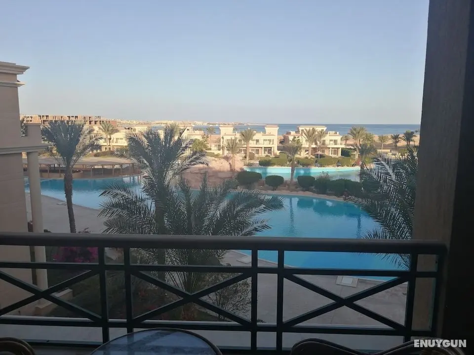 Sea view apartment with private beach - Öne Çıkan Resim