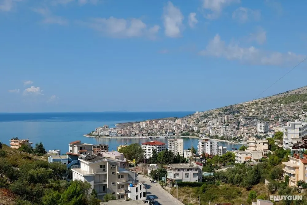 Sea View Apartment in Saranda - Dış Mekan