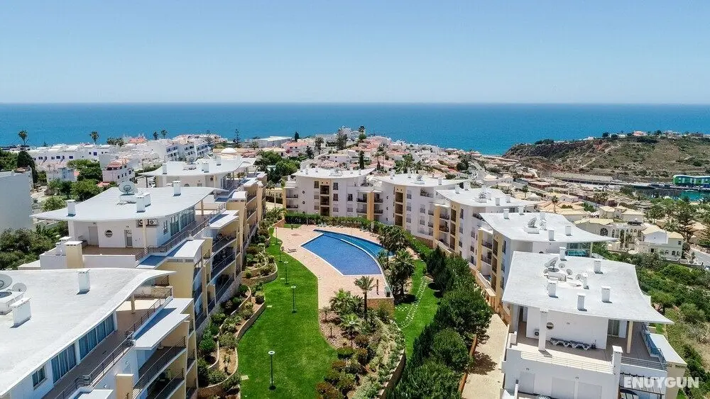 Sea view Apartment with sunbathing Terrace & 2 Swimming pools - Öne Çıkan Resim