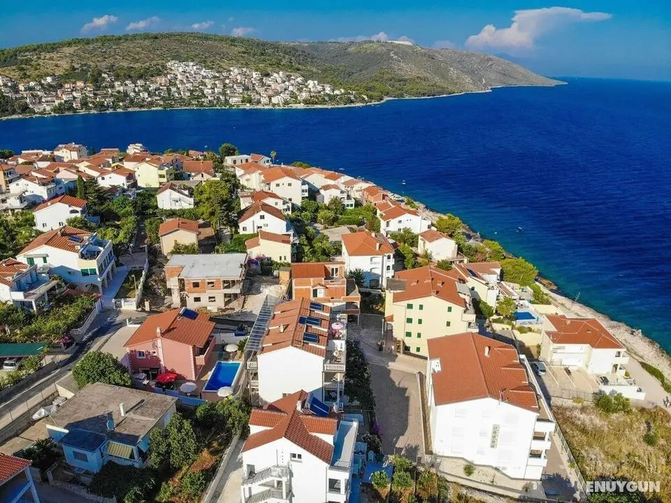 Sea View Holiday Home in Okrug Gornji near Bocici Beach - Konum Öne Çıkanlar
