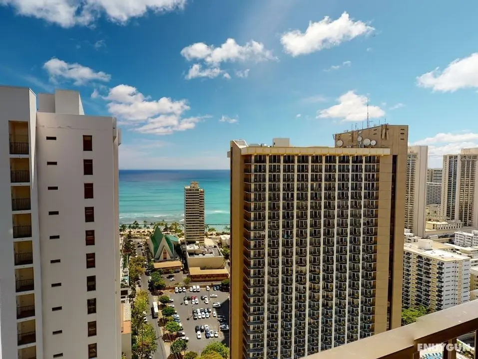 Sea Views at the Waikiki Banyan - Free Parking! - Dış Mekan