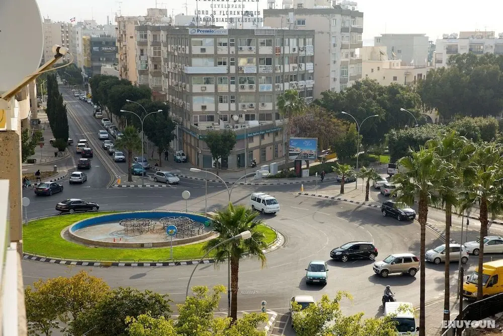 SeaBreeze Limassol City Center Flat - Dış Mekan