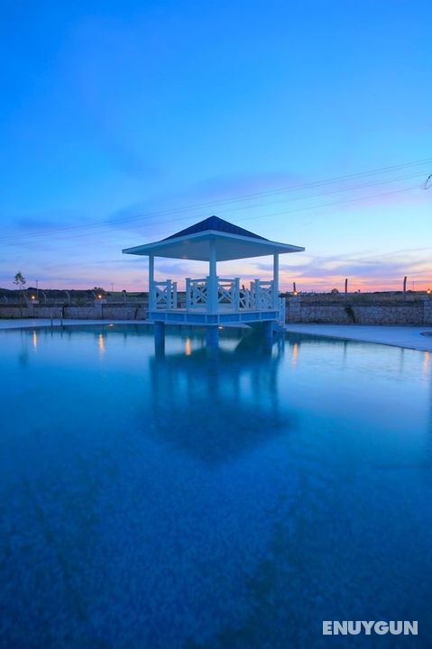 Seahorse Deluxe Hotel