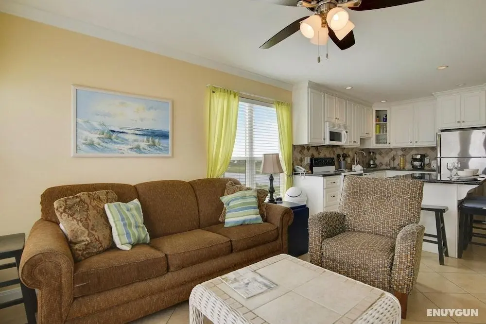 Seascape 1208 in Galveston - Oda