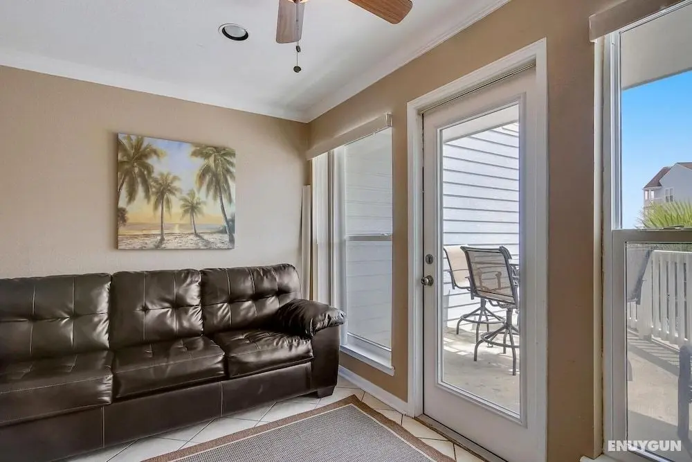Seascape 2105 in Galveston - Oda