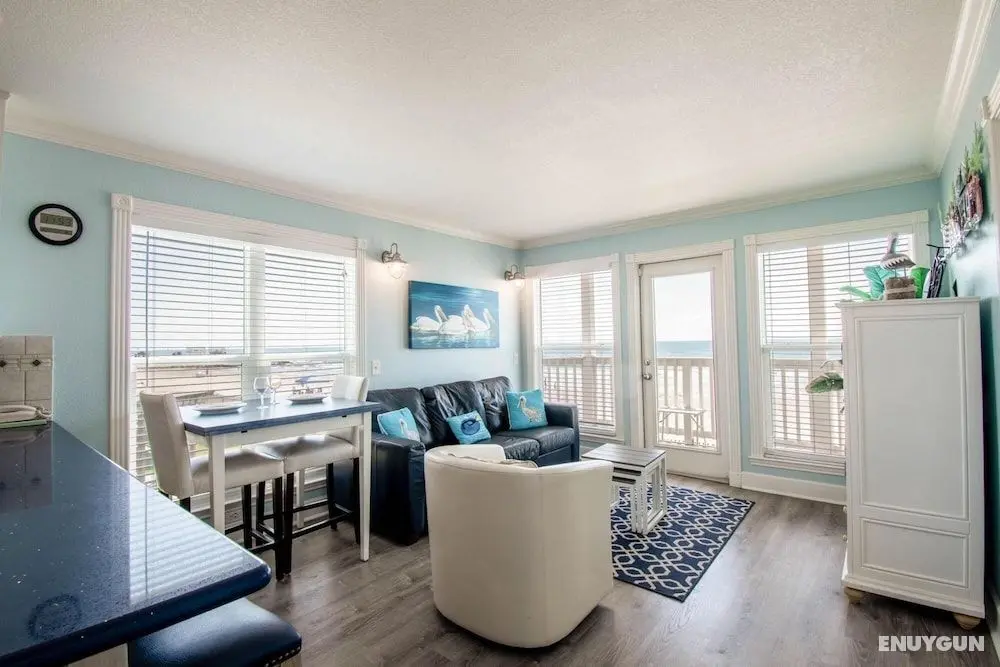 Seascape 2114 in Galveston - Oda