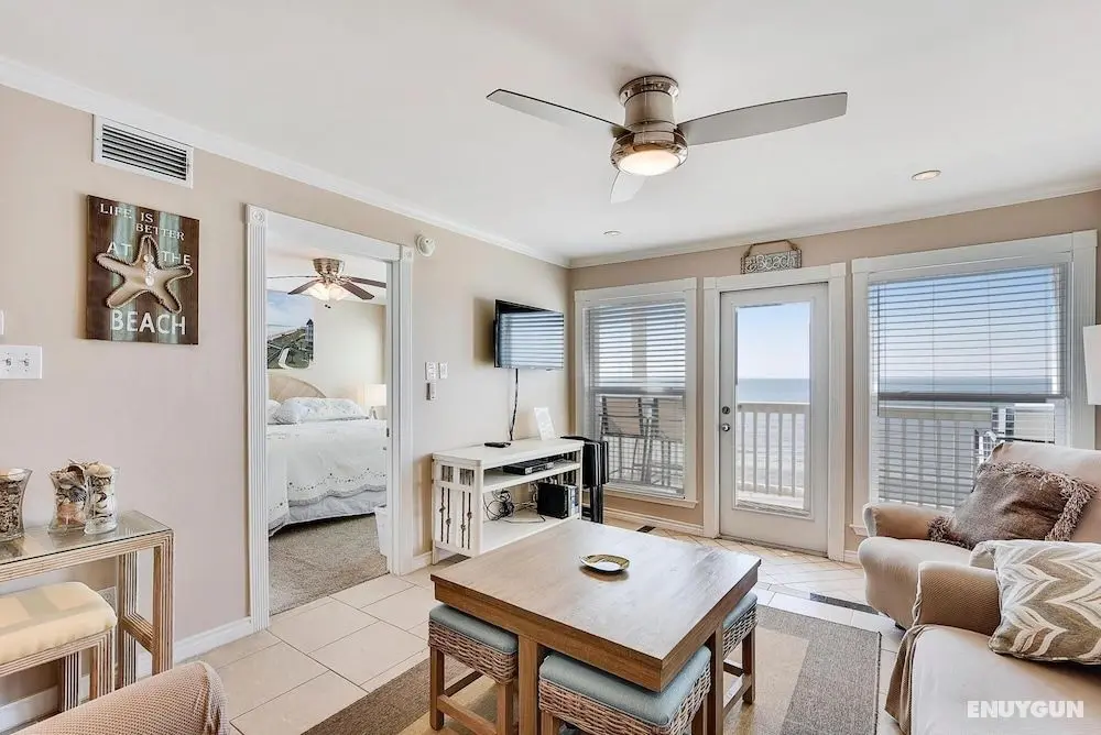 Seascape 2313 in Galveston - Oda