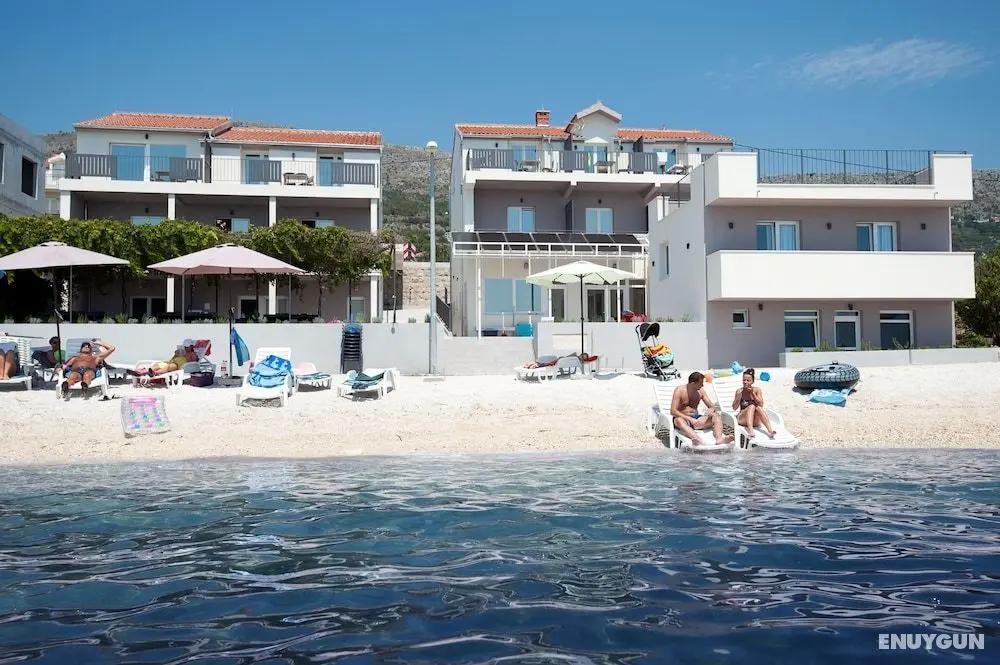 Seaside Luxury Suites - Öne Çıkan Resim