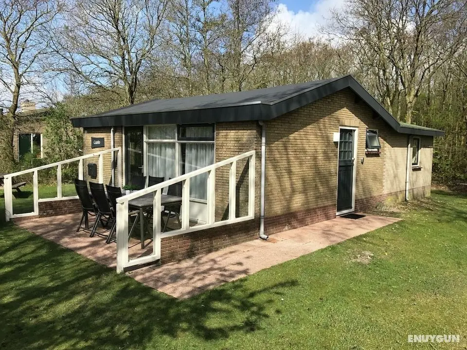 Secluded Holiday Home in Ballum Frisian Islands With Terrace - Dış Mekan