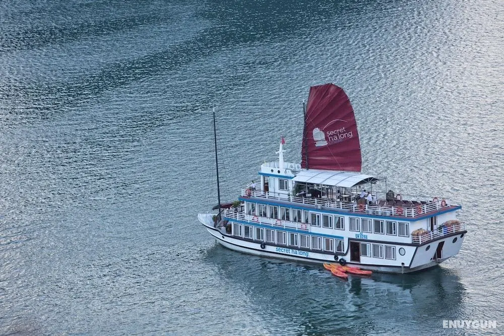 Secret Halong Cruise - Öne Çıkan Resim