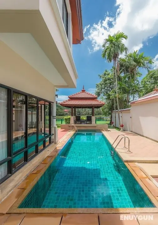 Villa Selaru by TropicLook - Öne Çıkan Resim