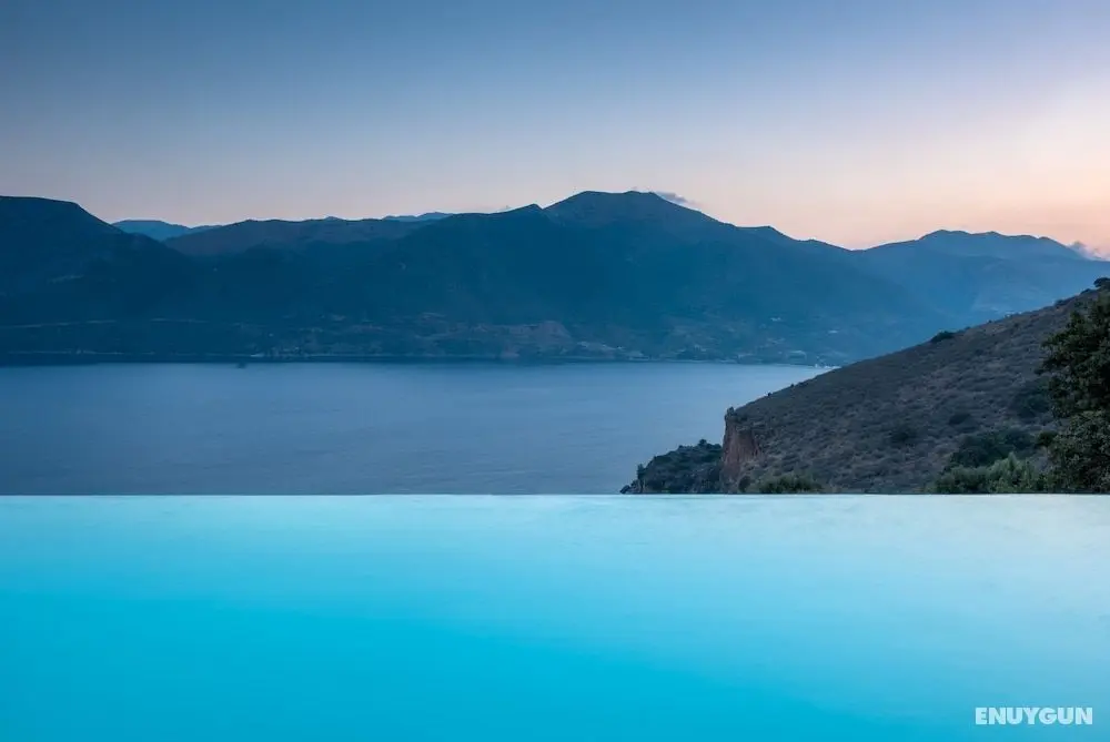 Self-catering Luxury Stone Holiday Villa With Infinity Pool and Panoramic View - Öne Çıkan Resim