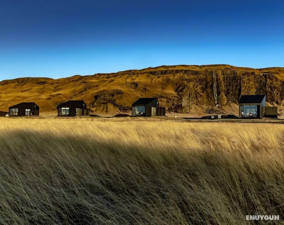 Seljalandsfoss Horizons - Öne Çıkan Resim