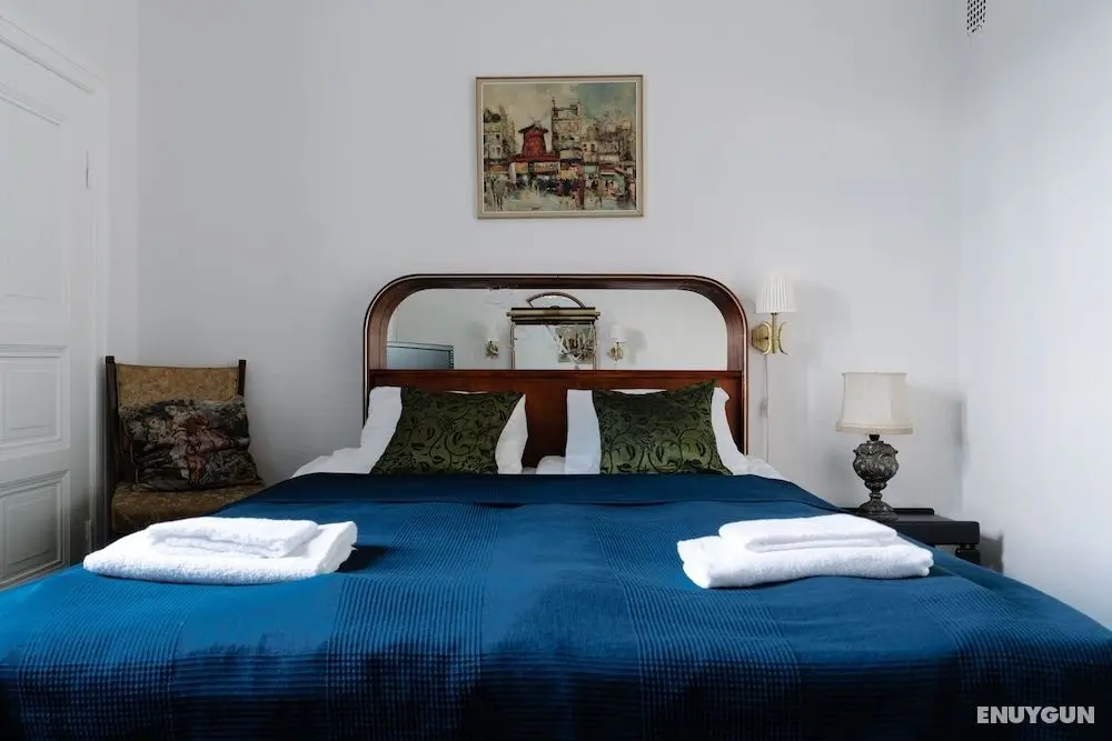 Senate Hotel - Öne Çıkan Resim