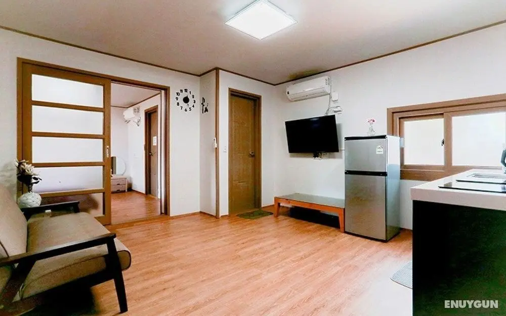 Seogwipo Bijagot Pension - Oda