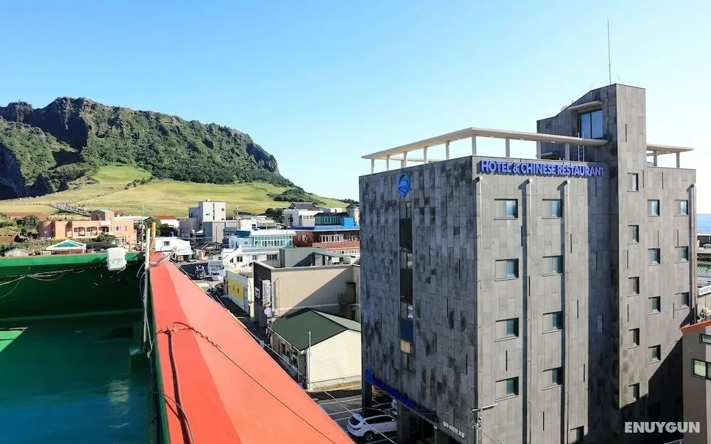 Seogwipo Blue Mountain - Öne Çıkan Resim