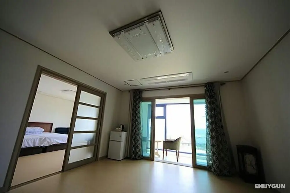 Seogwipo Gongcheonpo Villa Pension - Oda