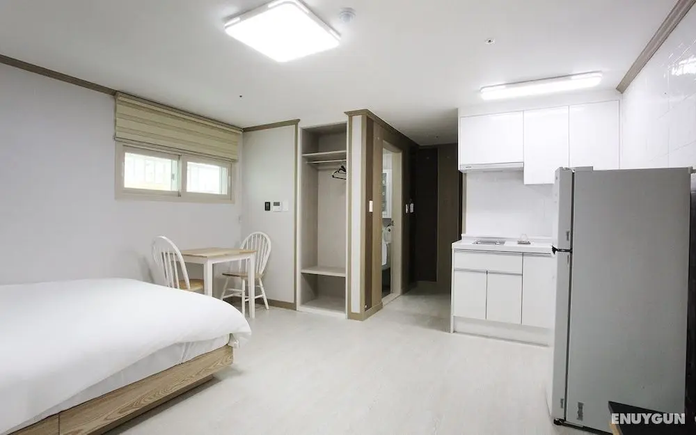 Seogwipo Seohyun Hotel - Oda