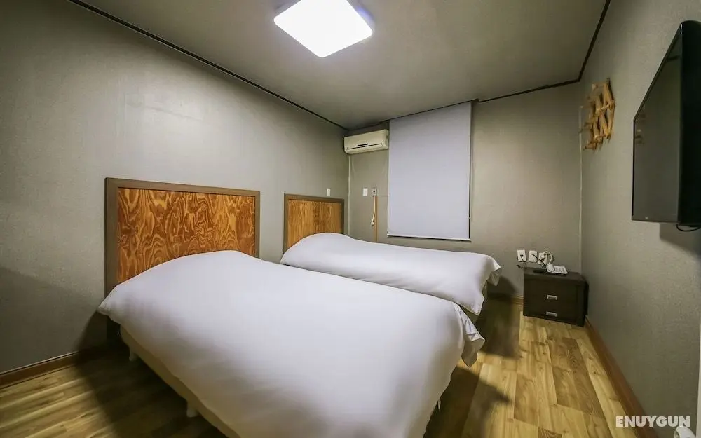 Seogwipo Shinsegye Hotel - Oda