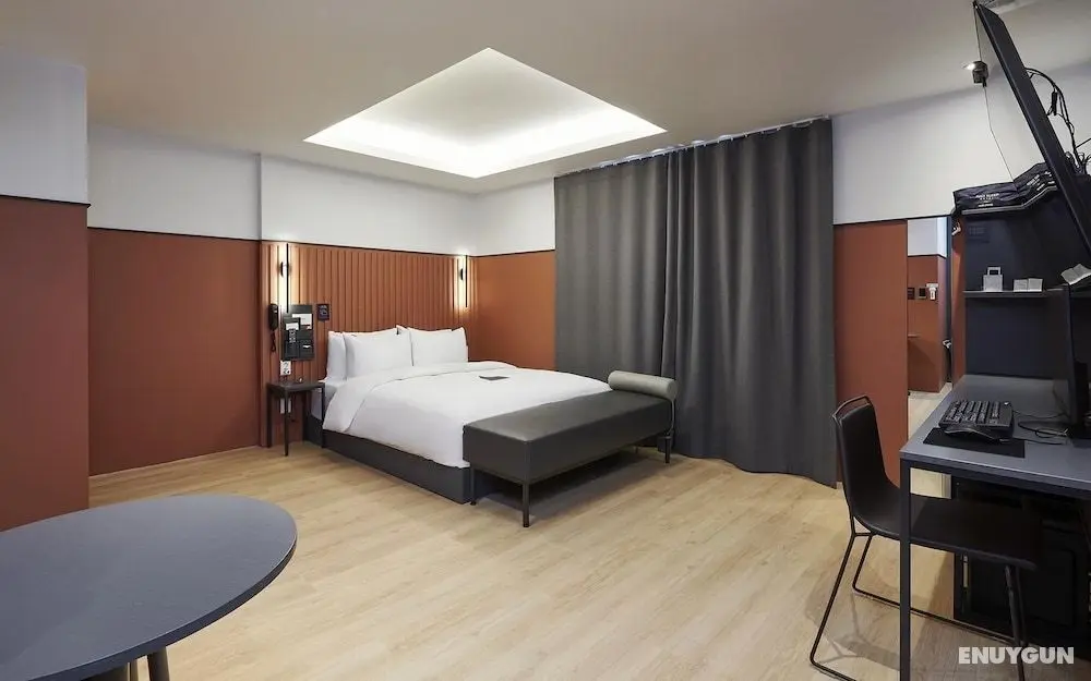 Seosan Lake Park Just Sleep Hotel - Oda