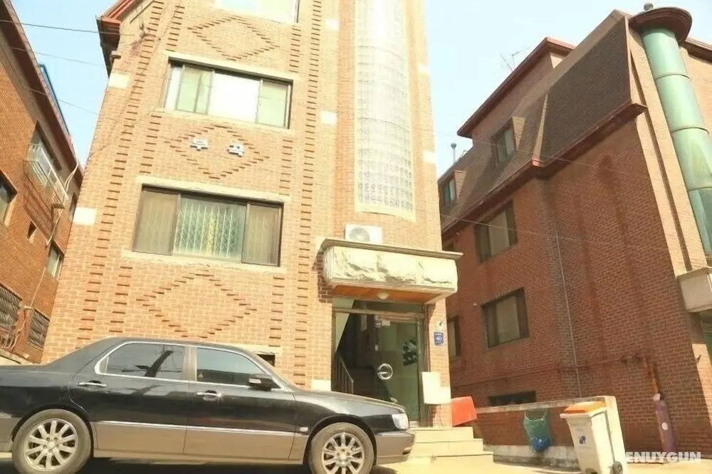 Seoul Holiday Guesthouse - Hostel - Dış Mekan