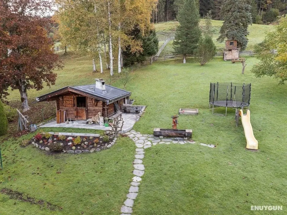 Serene Apartment in Kaprun With Balcony - Konum Öne Çıkanlar