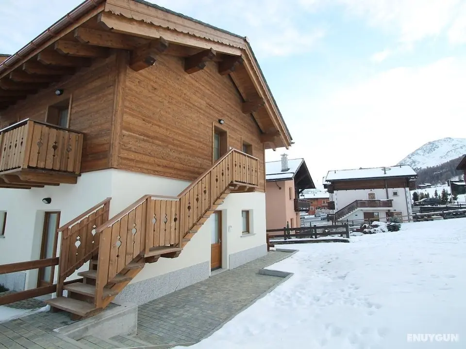 Serene Holiday Home in Livigno Italy near Ski Area - Dış Mekan