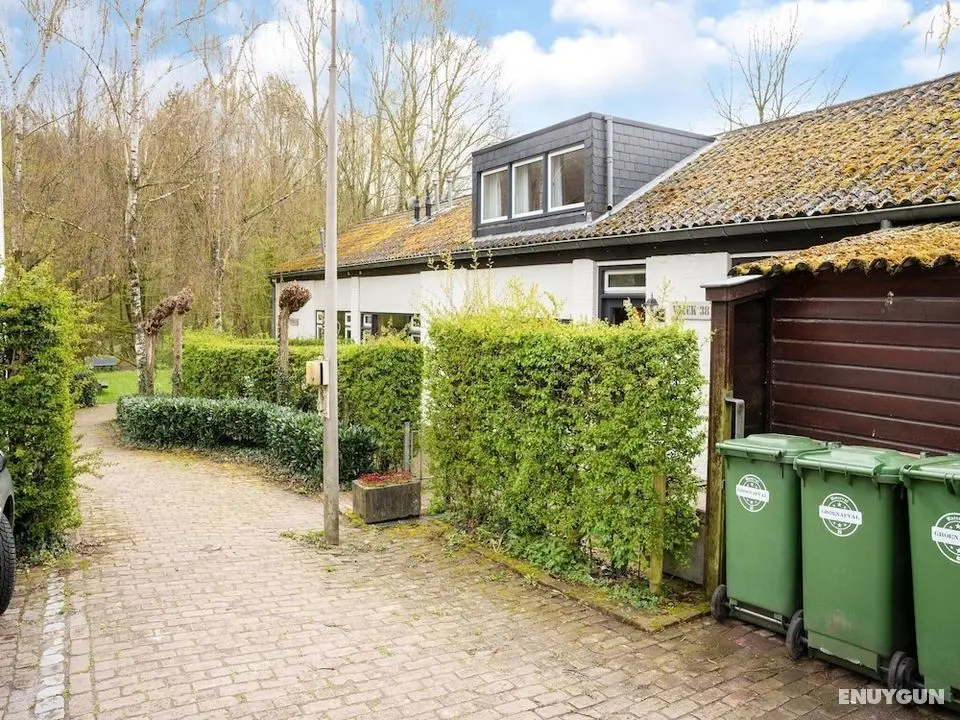 Serene Holiday Home in Ulestraten With Terrace - Öne Çıkan Resim