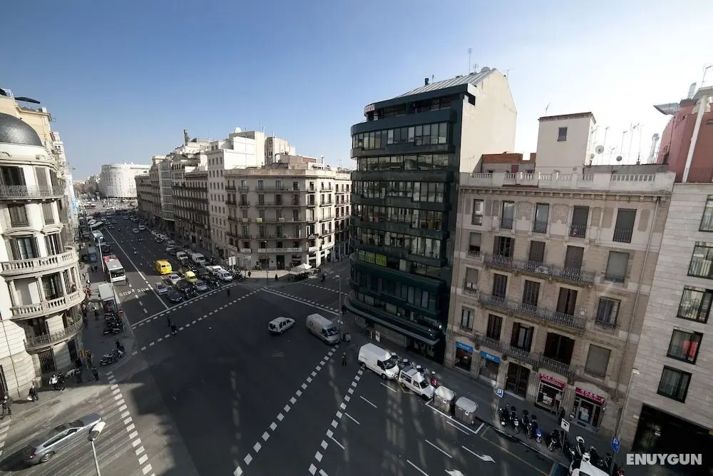 Serennia Apartments Ramblas-Pl.Catalunya - Oda Manzaraları