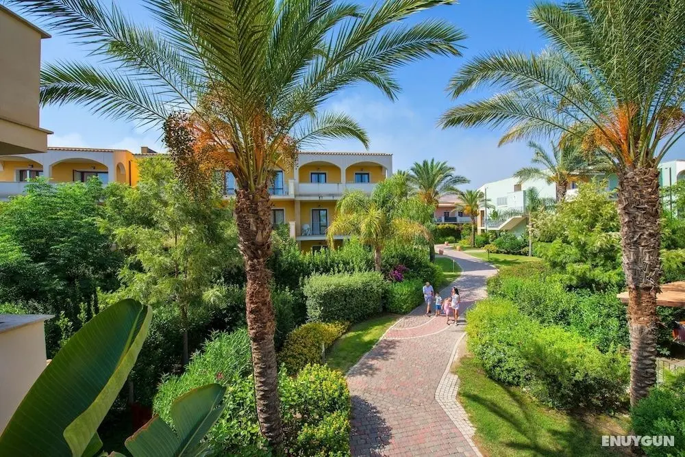 Serenusa Village - Dış Mekan